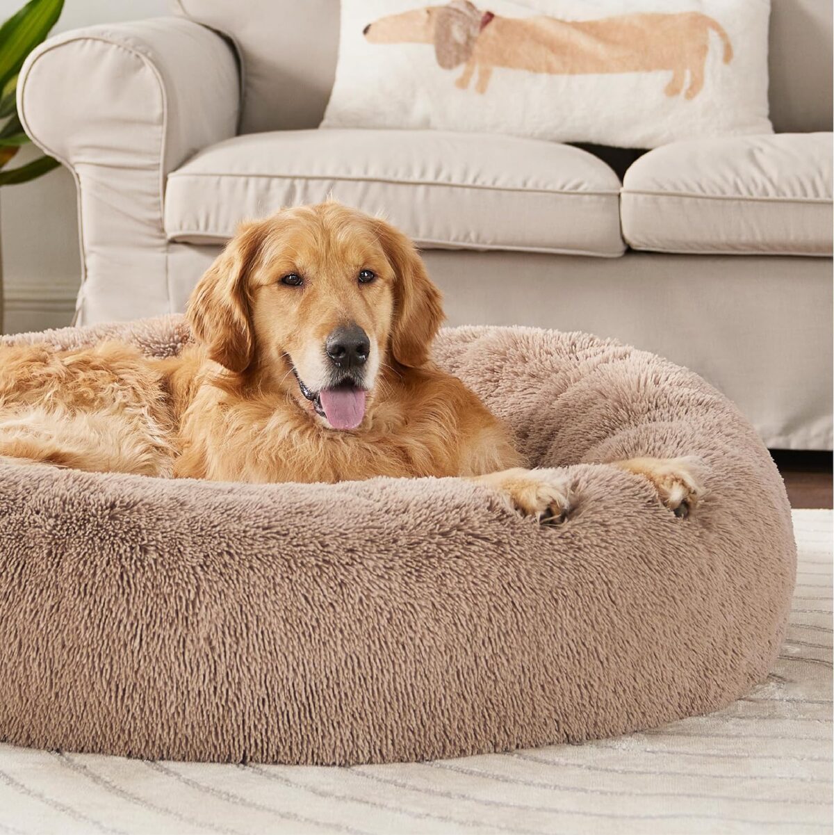 Bedsure Calming Dog Bed for Extra Large Dogs - Donut Washable Large Pet Bed, 45 inches Anti-Slip Round Fluffy Plush Faux Fur Dog Bed, Fits up to 120 lbs Pets, Camel - Image 6