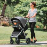 Chicco Bravo 3-in-1 Trio Travel System, Bravo Quick-Fold Stroller with KeyFit 30 Infant Car Seat and Base, Car Seat and Stroller Combo | Camden/Black - Image 3