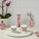 No7 Restore & Renew Multi Action Face & Neck Cream - Anti Aging Face Moisturizer with SPF 30 - Helps to Firm & Hydrate Crepey Skin - Formulated with Hyaluronic Acid, Peptides & Ceramides (1.69 Oz) - Image 9