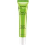 Garnier SkinActive Clearly Brighter Dark Spot Corrector with Vitamin C, 1 Fl Oz, (30mL), 1 Count (Packaging May Vary) - Image 2