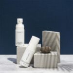 Retinoid Cream - 4.25% Retinol Night Moisturizer for Face & Neck with Collagen, Peptides & Hyaluronic Acid - Anti Aging Wrinkle Cream, Improves Skin Tone & Texture, 1.4 oz - Image 6