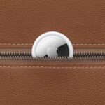 Apple AirTag. Keep Track of and find Your Keys, Wallet, Luggage, Backpack, and More. Simple one-tap Set up with iPhone or iPad - Image 4