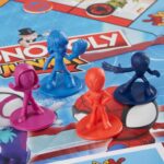 Monopoly Junior: Marvel Spidey and His Amazing Friends Edition Board Game for Kids Ages 5+, with Artwork from The Animated Series, Kids Board Games (Amazon Exclusive) - Image 7