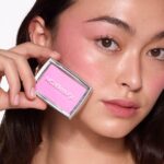 MCoBeauty - Glow Up pH Powder Blush - Silky Finish With Soft Matte Texture Blusher Powder - Vivi Pink Shade - Face Make-up With Blendable Formula For Everyday Use - Image 5