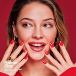 Revlon Super Lustrous Lip Gloss, Non-Sticky, Hydrating, High Shine Finish, 200 Crystal Clear, 0.13 oz - Image 8