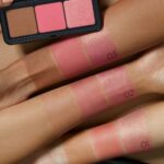 KIKO Milano Multi Finish Trio Blush & Bronzer Palette | 1 Bronzer And 2 Blushes In Matte And Metallic Finishes - Image 6